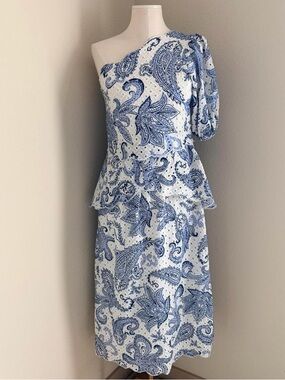 open lace back dress Farm Rio x Anthropologie One-Shoulder Slim Floral Midi Dress – Luxy Thrift main image 0
